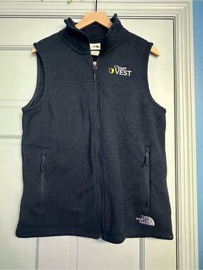 The North Face Black Men's Fleece Vest with Logo Tag